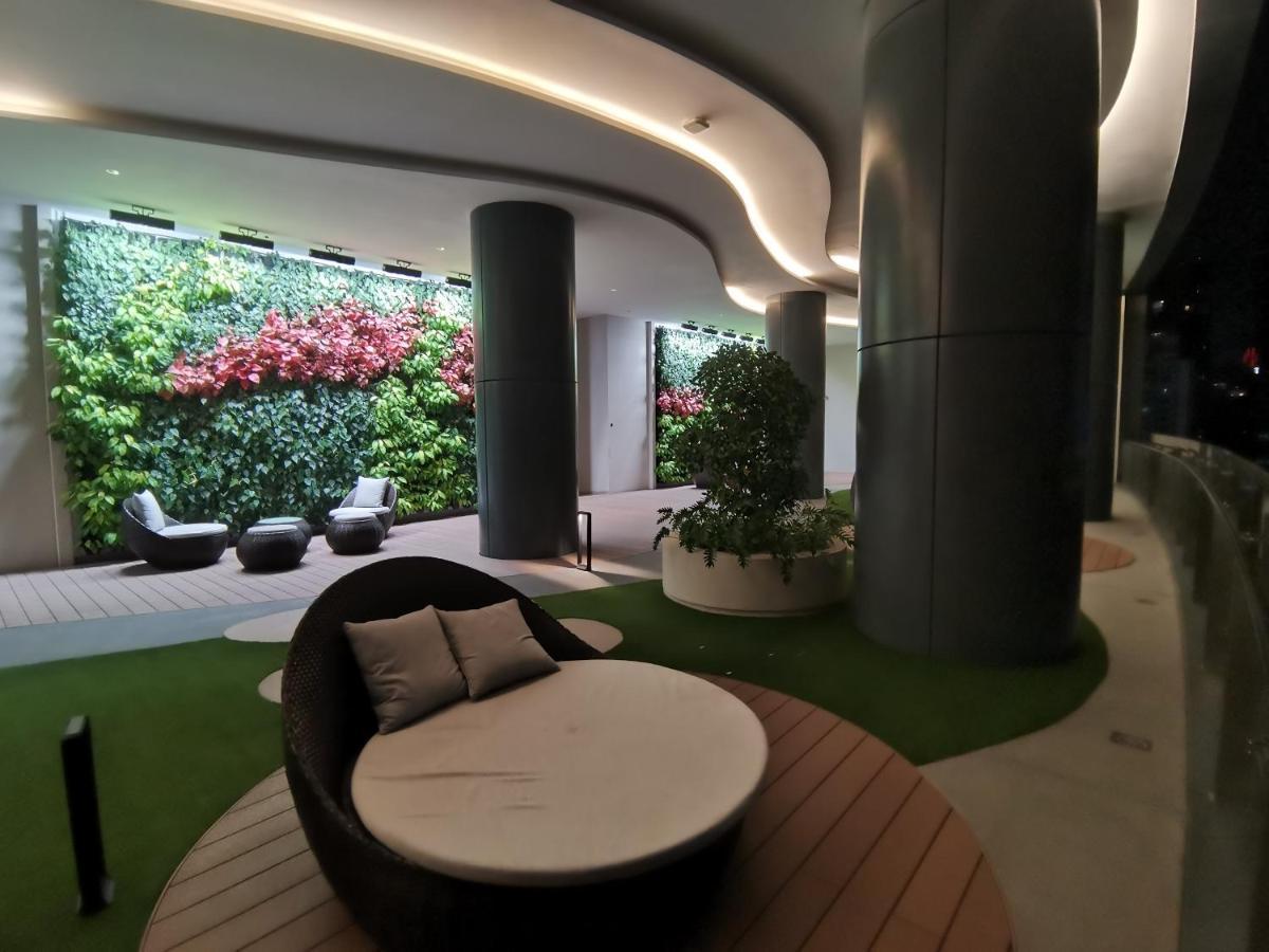 Crystal Suites At Eaton Klcc Kuala Lumpur Exteriör bild